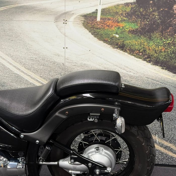 2018 Yamaha XVS650 V-STAR CUSTOM Black