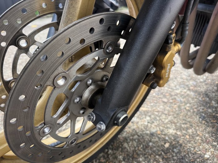 2012 Honda CB400 RED