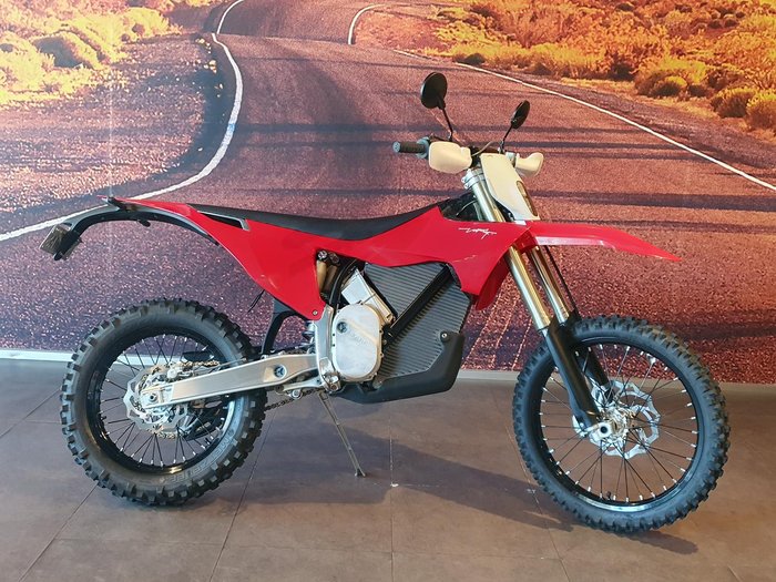 2025 Stark Future VARG EX 80HP Varg Red