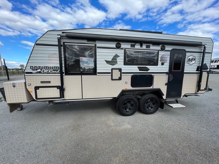 2018 Masterpiece Optimum 208