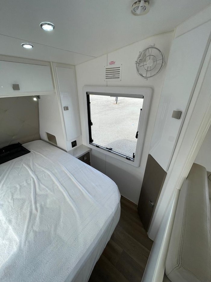 2018 Masterpiece Optimum 208