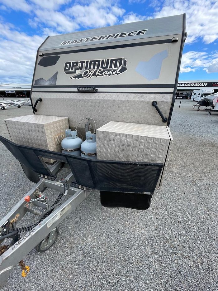 2018 Masterpiece Optimum 208