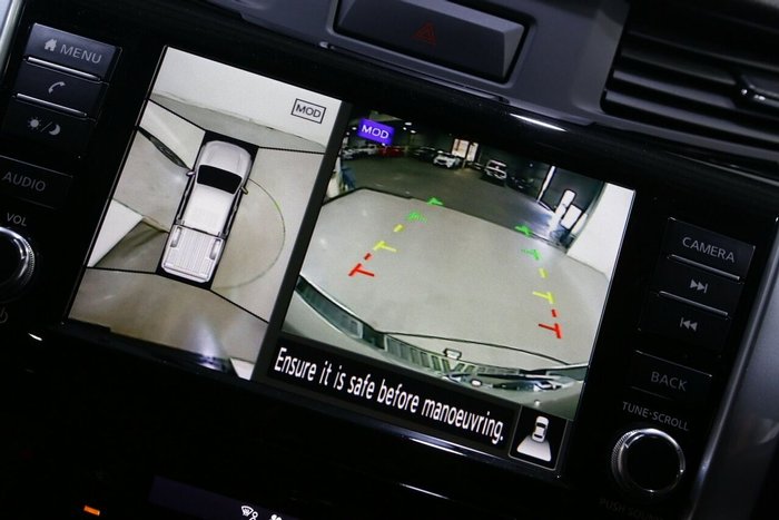 2023 Nissan Navara ST-X