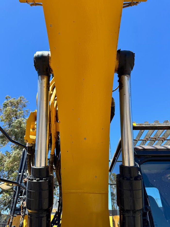 2016 Caterpillar 315Flcr