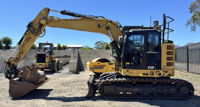 2016 Caterpillar 315Flcr
