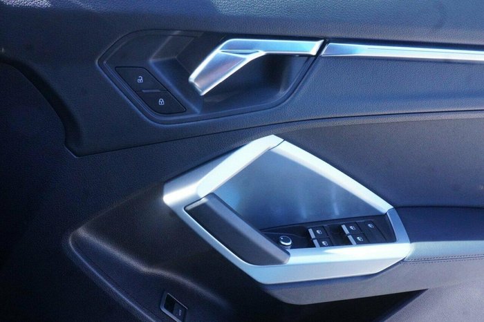 2020 Audi Q3 35 TFSI S line