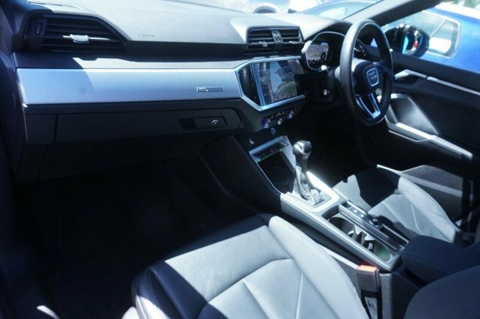 2020 Audi Q3 35 TFSI S line