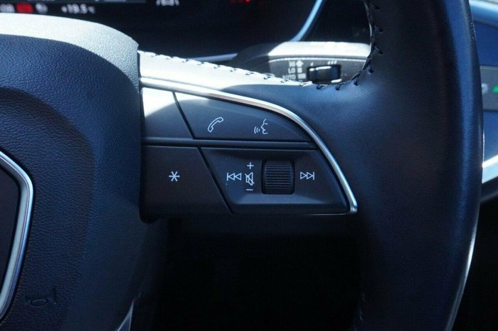 2020 Audi Q3 35 TFSI S line