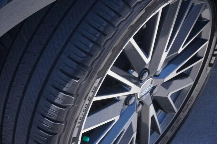 2020 Audi Q3 35 TFSI S line