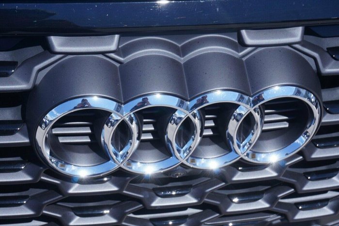 2020 Audi Q3 35 TFSI S line