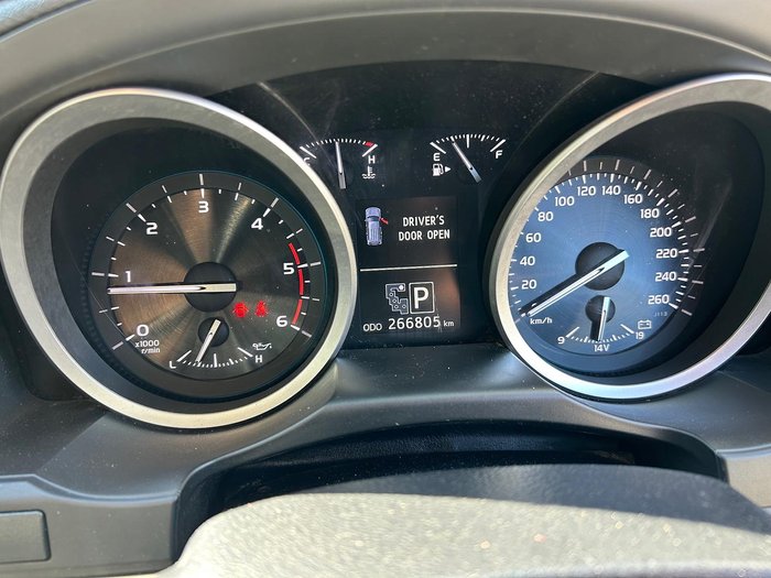 2013 Toyota Landcruiser VX