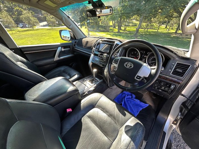 2013 Toyota Landcruiser VX