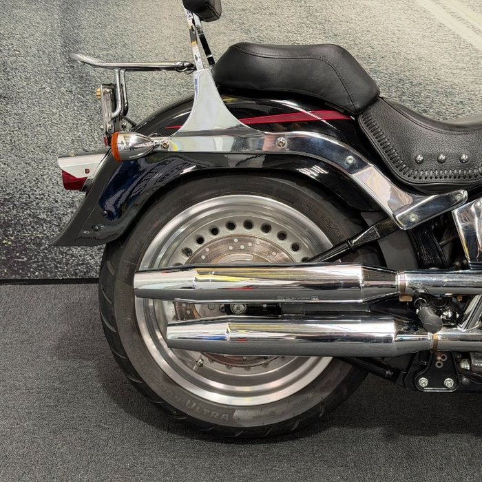 2006 HARLEY-DAVIDSON FLSTF FAT BOY Black