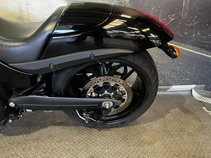 2016 VICTORY HAMMER 8-BALL Solid Black INT