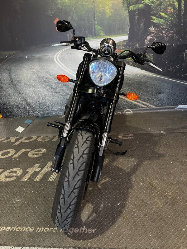 2016 VICTORY HAMMER 8-BALL Solid Black INT