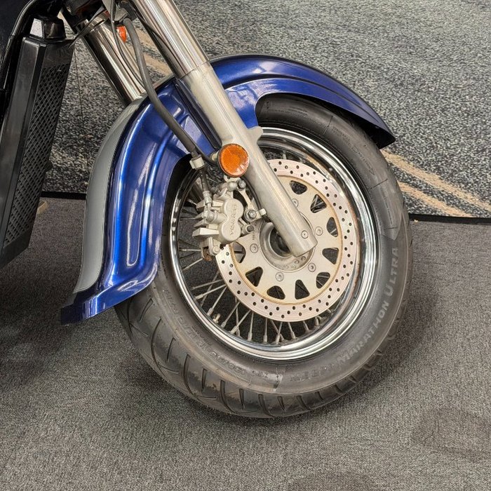 2008 Suzuki VL800 (BOULEVARD C50) Blue