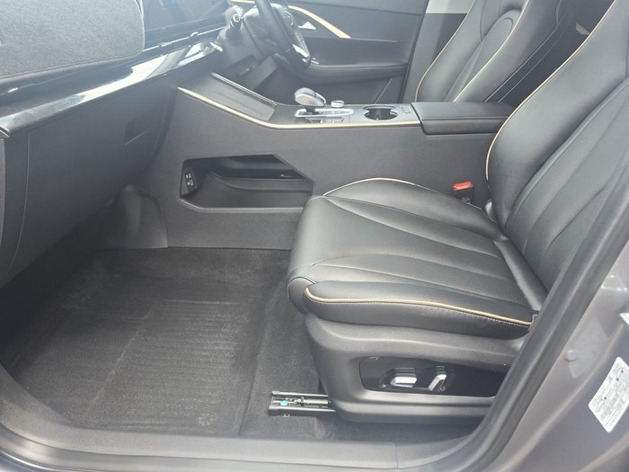 2023 Chery OMODA 5 EX MY23 Mercurial Grey with Red Strike