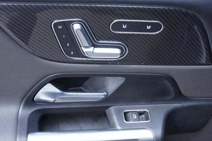 2021 Mercedes-Benz GLB-Class GLB250