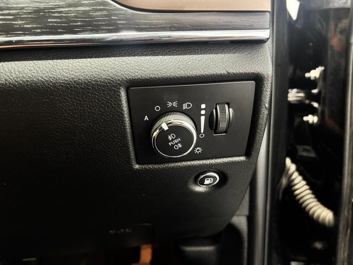 2015 Jeep Grand Cherokee Summit WK MY15 4X4 Constant