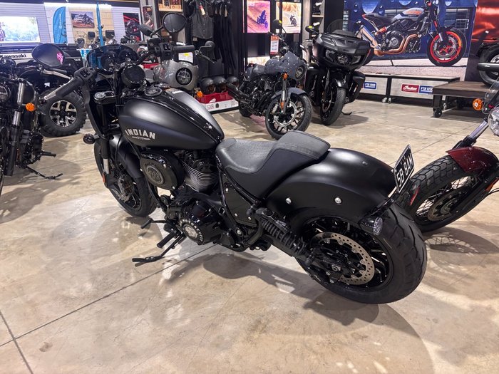 2023 Indian SPORT CHIEF BLACK
