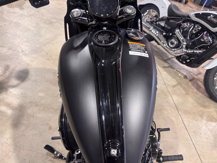 2023 Indian SPORT CHIEF BLACK