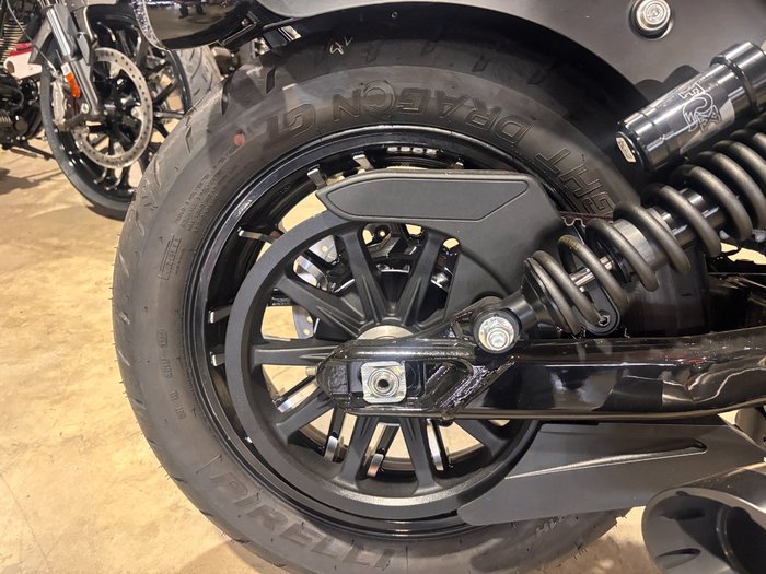 2023 Indian SPORT CHIEF BLACK