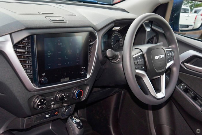 2025 Isuzu D-MAX LS-M