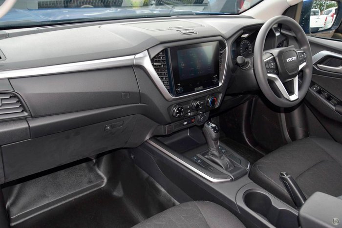 2025 Isuzu D-MAX LS-M