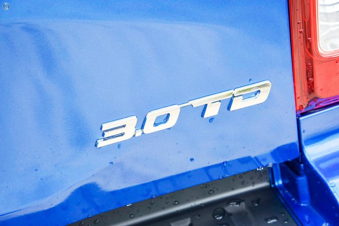 2025 Isuzu D-MAX LS-M