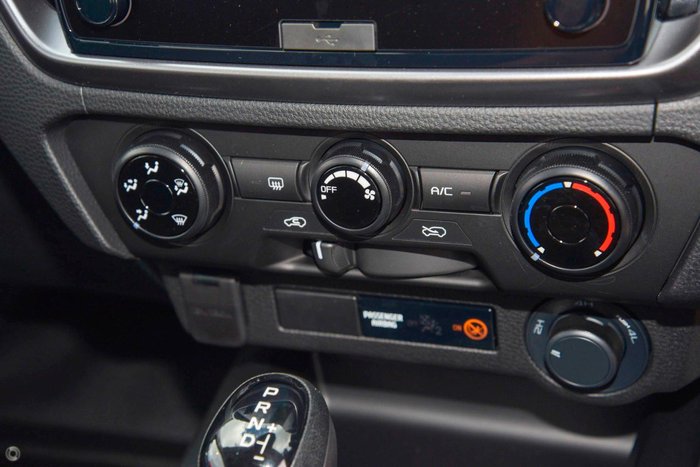 2025 Isuzu D-MAX LS-M