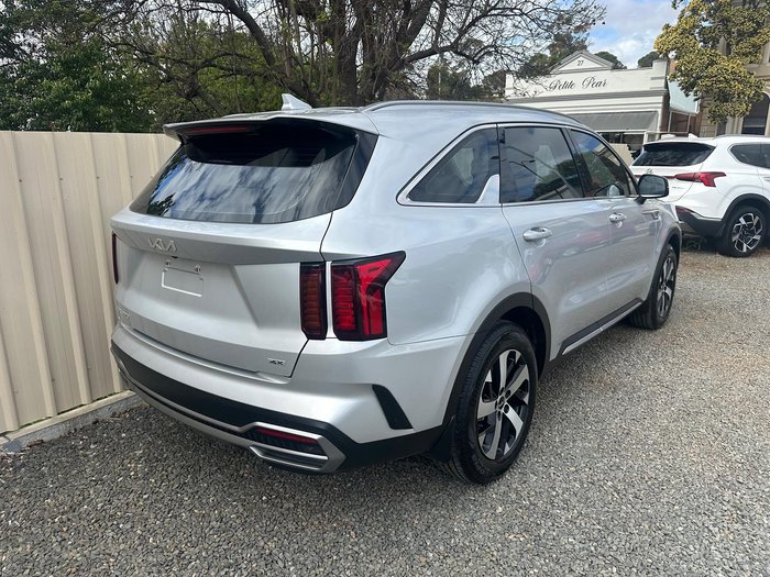 2022 Kia Sorento Sport