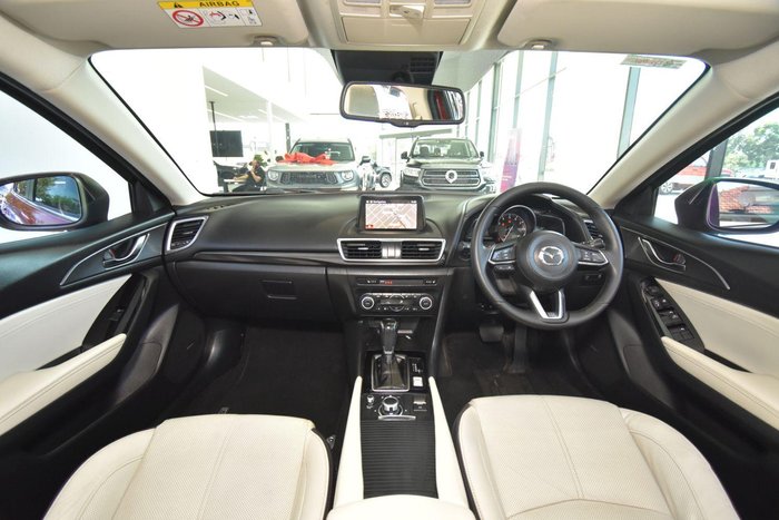 2017 Mazda 3 SP25 GT