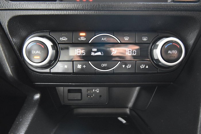 2017 Mazda 3 SP25 GT