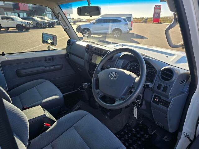 2022 Toyota Landcruiser Military LC70 T/D Single Cab Chassis GXL French Vanilla