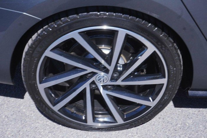 2019 Volkswagen Golf R