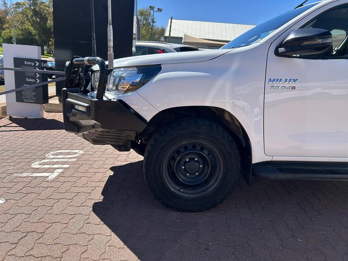2019 Toyota Hilux SR