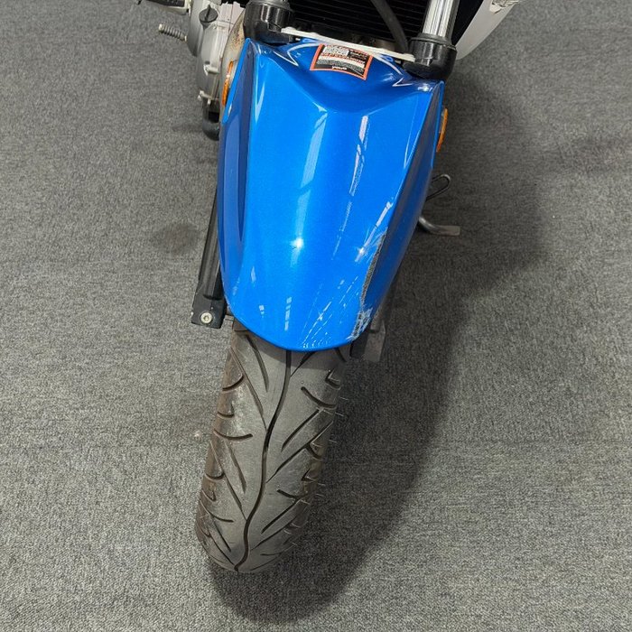 2015 Suzuki INAZUMA 250 (GW250) Blue