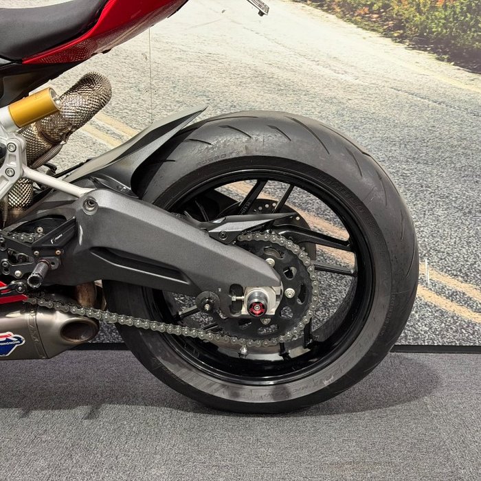 2014 DUCATI 899 PANIGALE Red