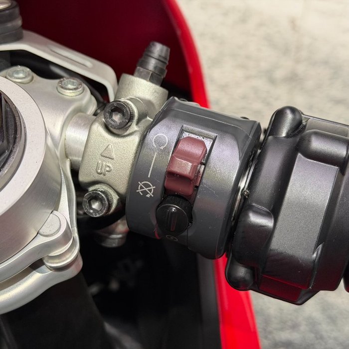 2014 DUCATI 899 PANIGALE Red