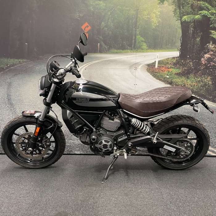 2016 DUCATI SCRAMBLER SIXTY2 Black