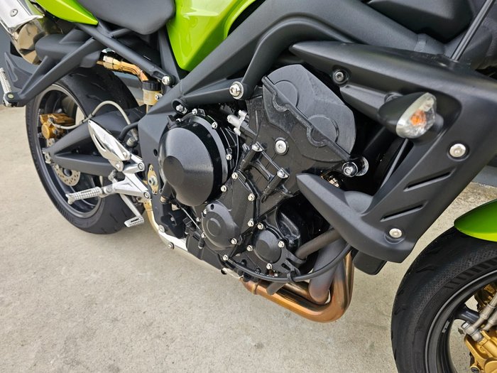 2010 Triumph STREET TRIPLE 675 Green