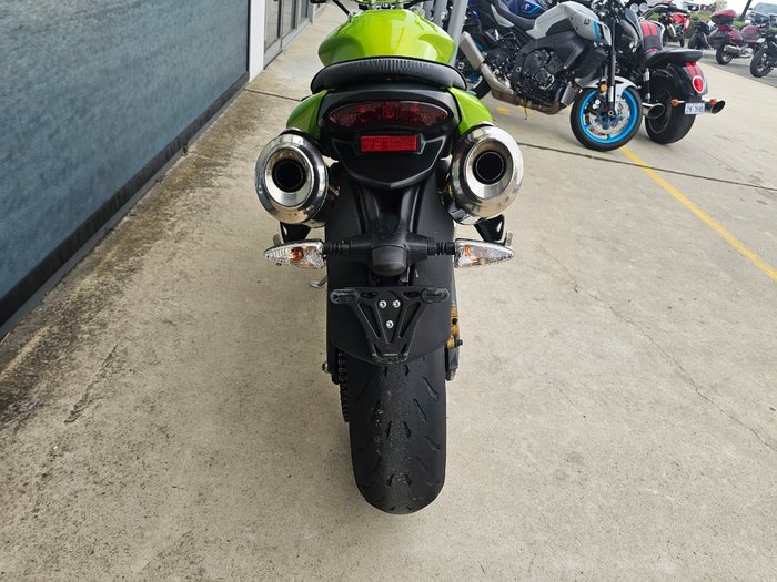 2010 Triumph STREET TRIPLE 675 Green
