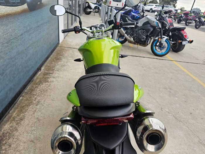 2010 Triumph STREET TRIPLE 675 Green