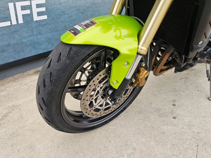 2010 Triumph STREET TRIPLE 675 Green