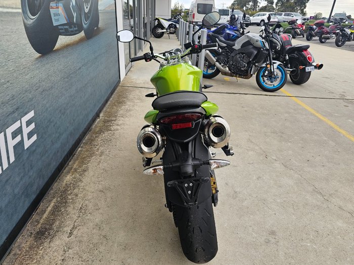2010 Triumph STREET TRIPLE 675 Green