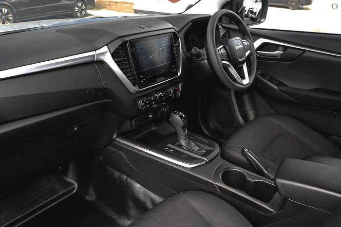 2025 Isuzu D-MAX LS-M