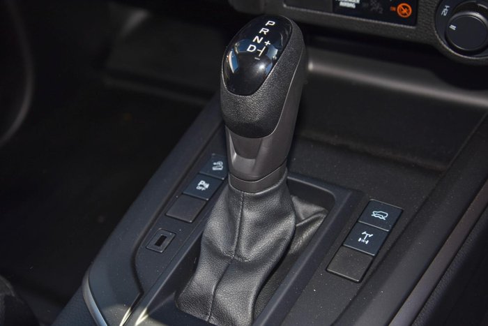 2025 Isuzu D-MAX LS-M