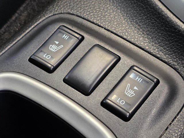 2015 Nissan Navara ST-X