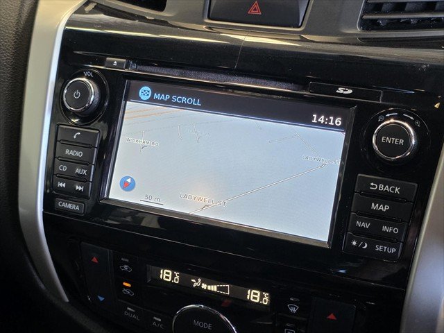 2015 Nissan Navara ST-X