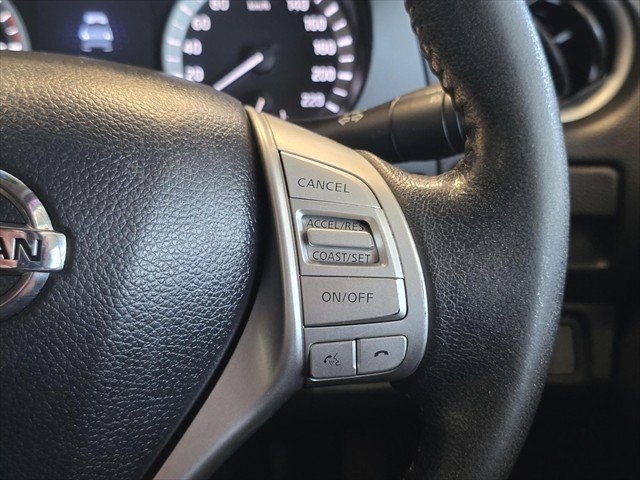 2015 Nissan Navara ST-X